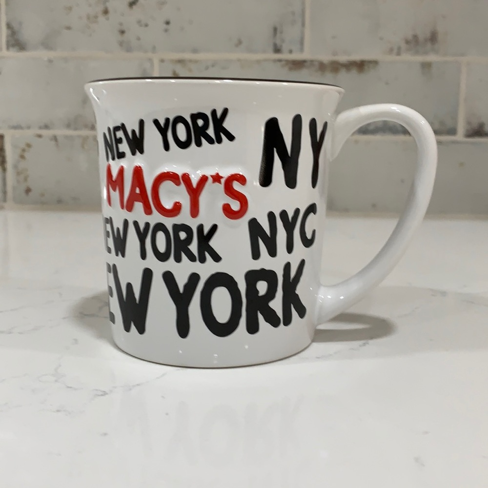 Macy’s Mug 8oz Like New